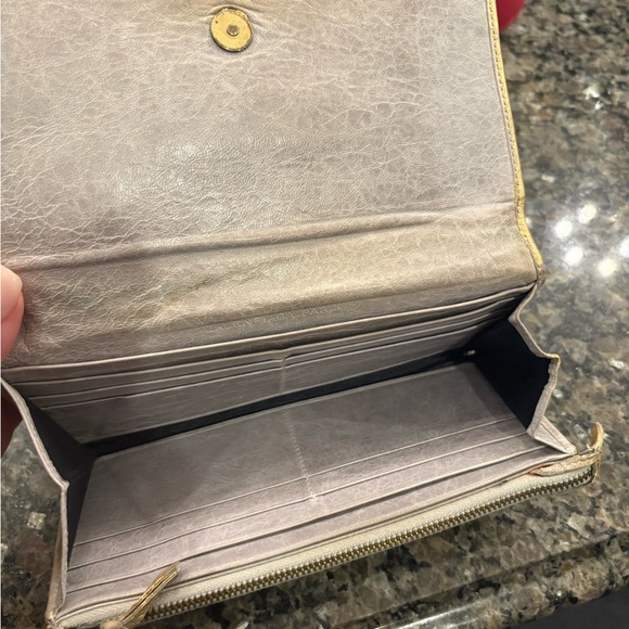 Authentic Balenciaga gold wallet with grey/silver inside metallic long wallet - Picture 12 of 13